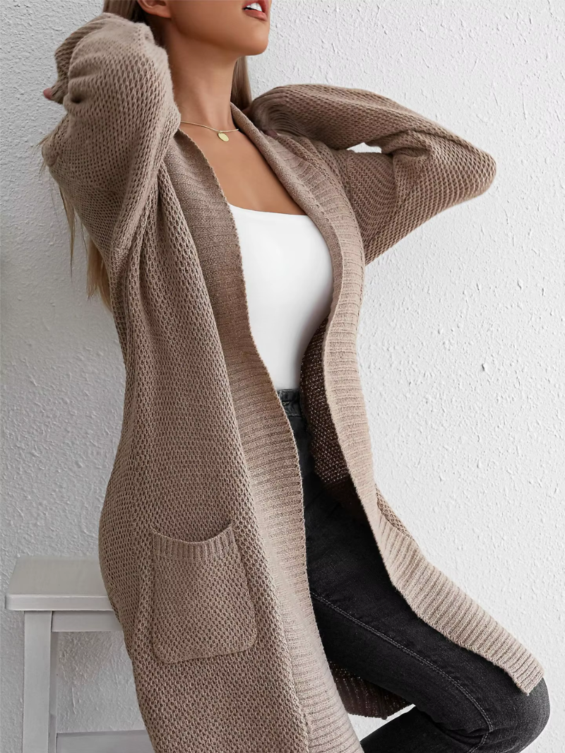 HANAE – Long-cardigan mit retro-flair