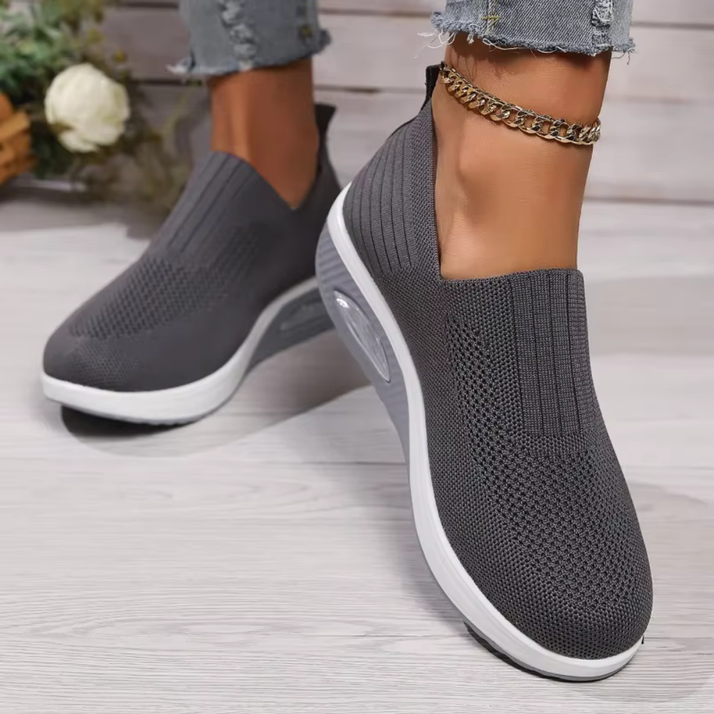 SOFLEA – Der bequemschuh mit keilabsatz für damen