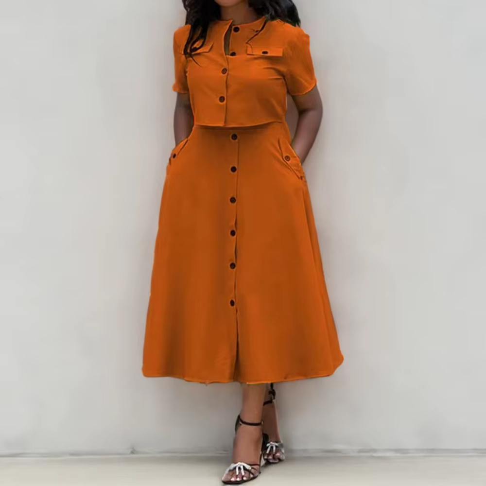 Adrianna - Geknöpftes Midi-Set mit Taschen