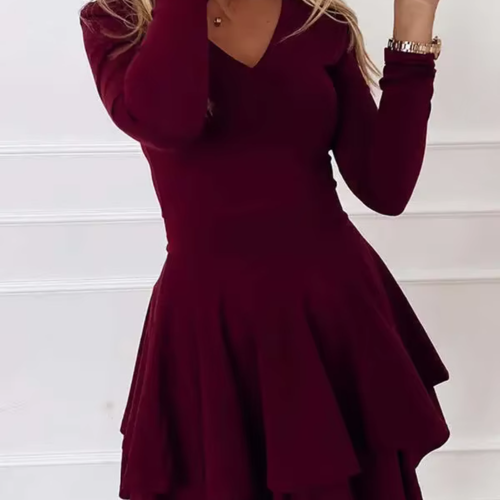 Gemma - Kurzes Kleid mit Volants und langen Ärmeln