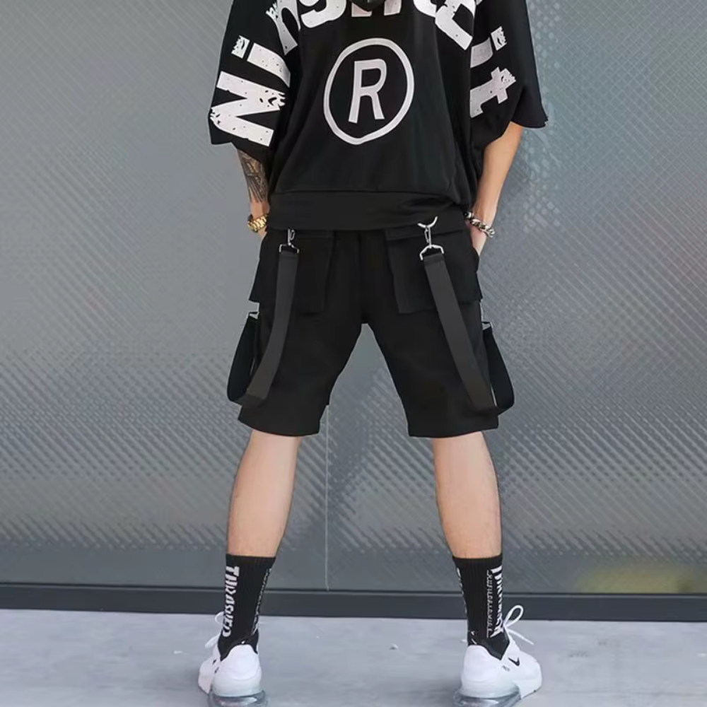 Ethord - Schwarze Cargo Shorts mit praktischen Details
