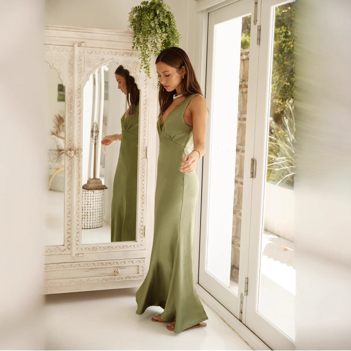 Orion Damen Abendkleid Lang Satin Slim Fit Ärmellos V-Ausschnitt mit Spitzenverkleidung für Hochzeiten und Elegante Anlässe-2