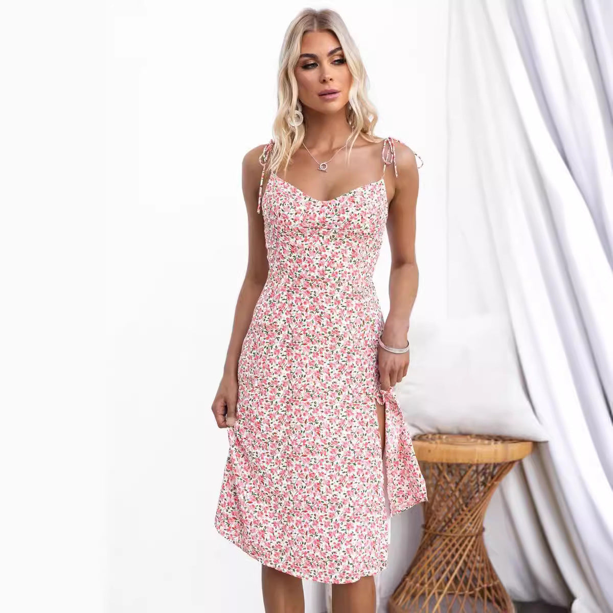 Lena Damen Midi Kleid - Slim Fit mit Blumendruck, V-Ausschnitt & Seitlichem Schlitz - Elegantes Sommerkleid-4