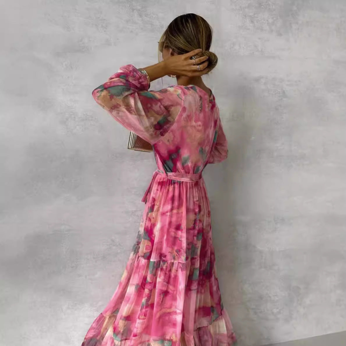 Orion Maxikleid für Frauen - Langes Kleid mit V-Ausschnitt, Gürtel und gestuftem Rock aus leichtem Chiffon-3