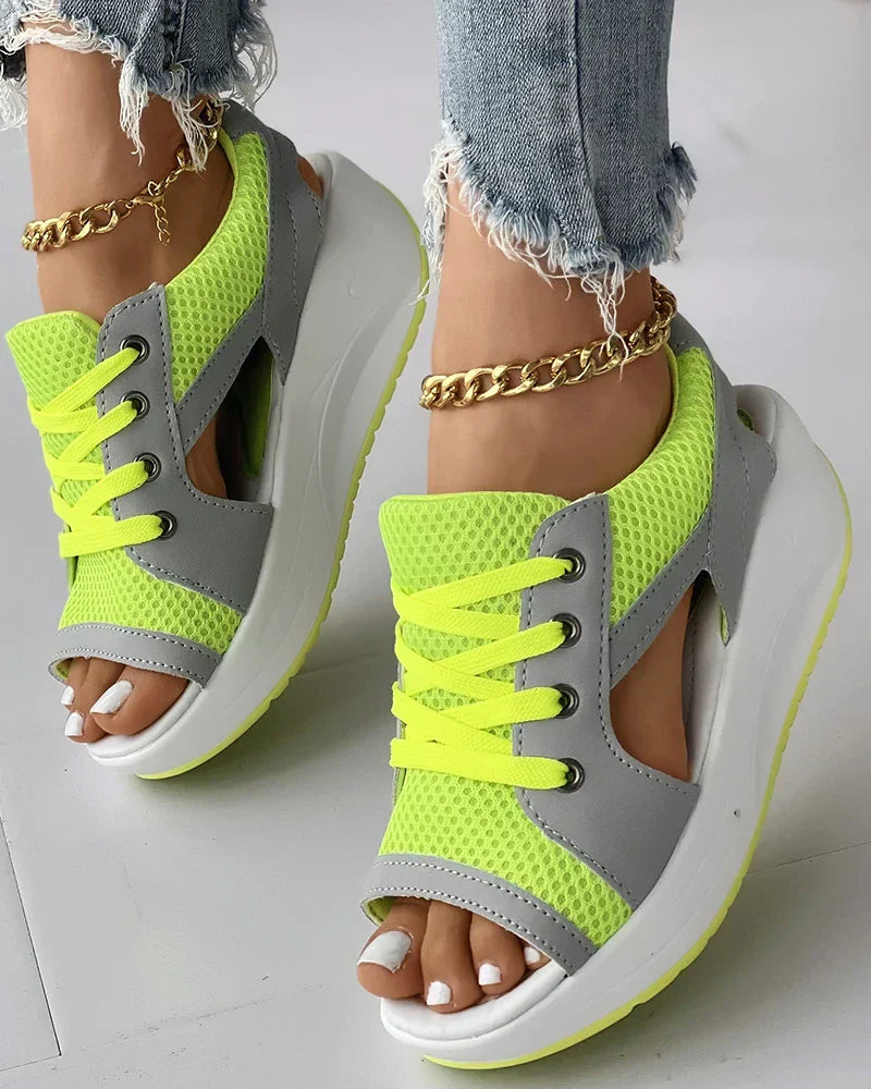 Anna - Orthopädische Damen Sandalen Muffin mit Ausschnitt und Schnürung - Bequeme Sommerschuhe in Grün-2