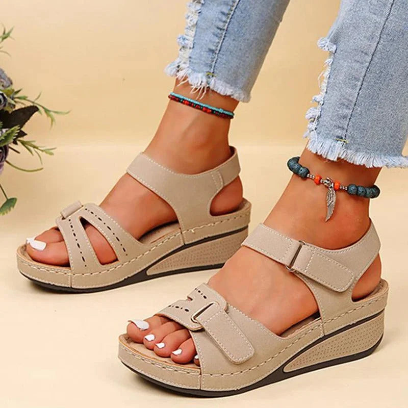 Lena Weiche Plateau Sandalen Damen | Leichte Sommerschuhe für Stilvolle Anlässe-3