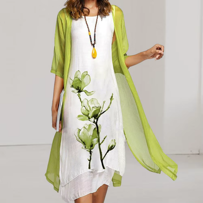 Evangeline - Leichtes Kleid mit Blumendruck und transparentem Kimono