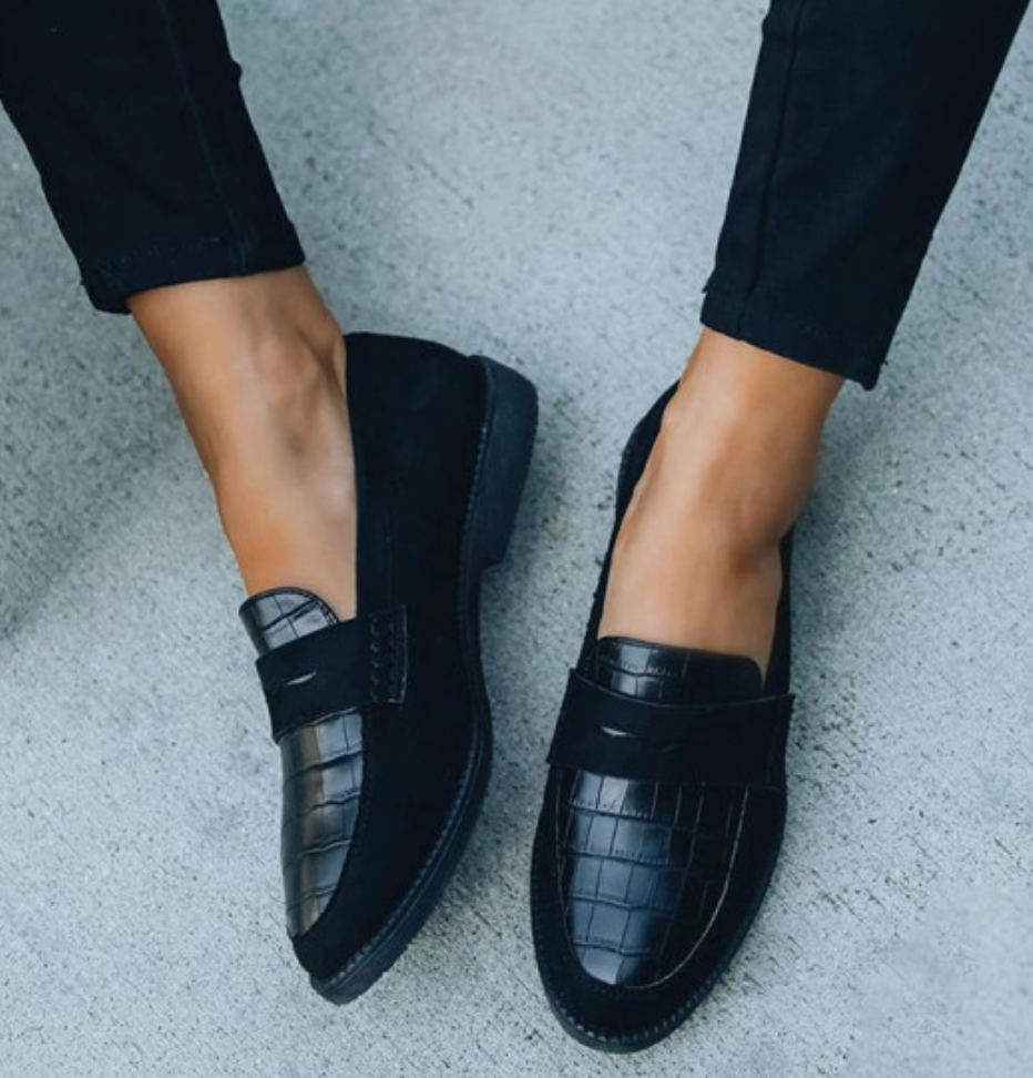 Variant image for Leyna - Elegante Damen Loafers Schwarz - Stilvolle Flache Schuhe für Frühling und Sommer-1