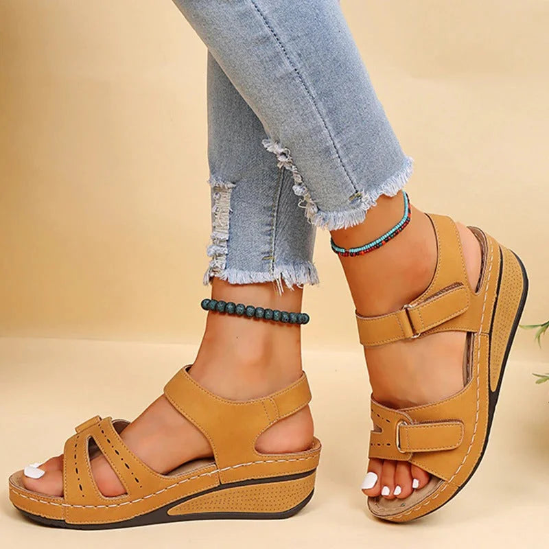 Lena Weiche Plateau Sandalen Damen | Leichte Sommerschuhe für Stilvolle Anlässe-4