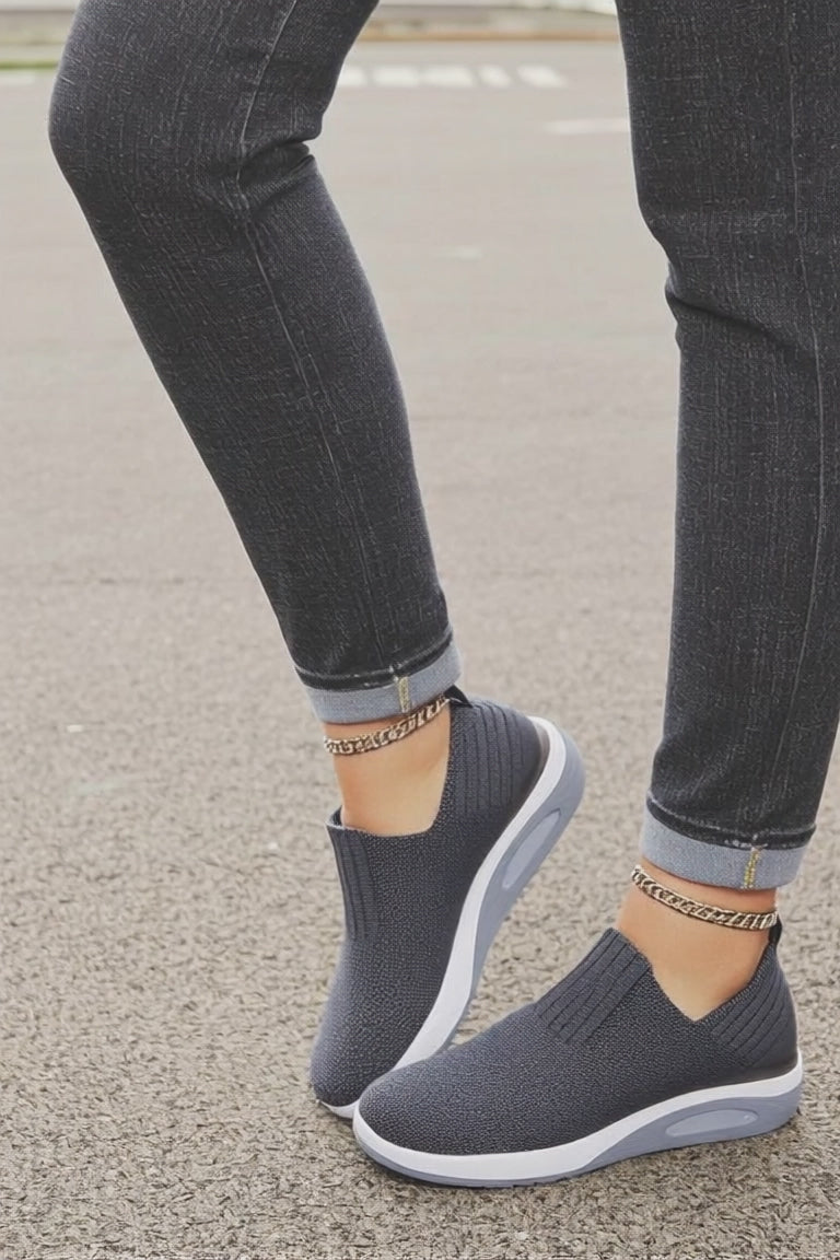 SOFLEA – Der bequemschuh mit keilabsatz für damen